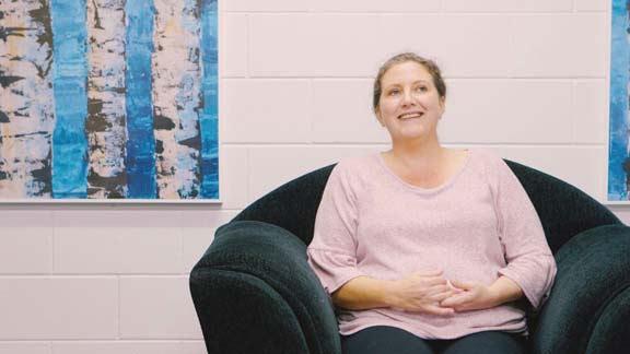 Eryn talks about her life changing experience with NovoTHOR and her chronic back pain